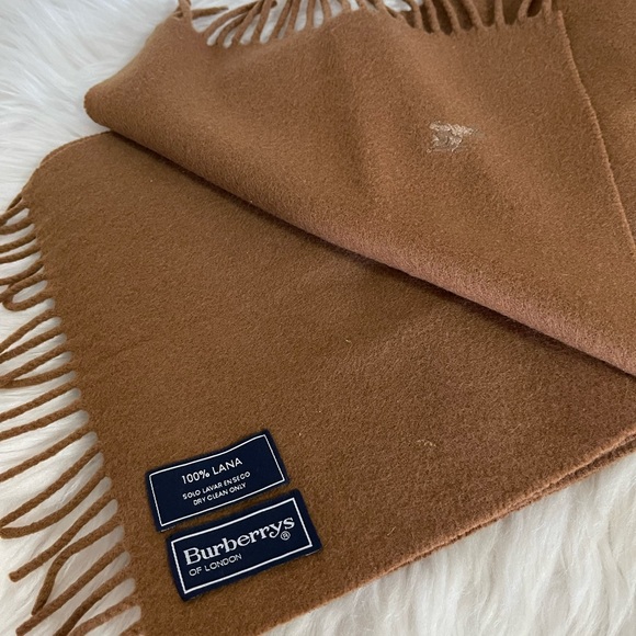 Burberry Accessories - 🍁🍂Burberry London 💯Wool Neck Muffler.🍁🍂